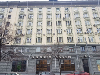 Фасад отреставрированного здания. Второй вид