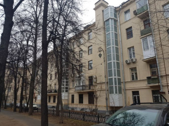 Отреставрированное здание. Вид второй