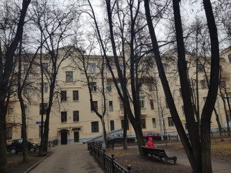 Отреставрированное здание. Вид третий
